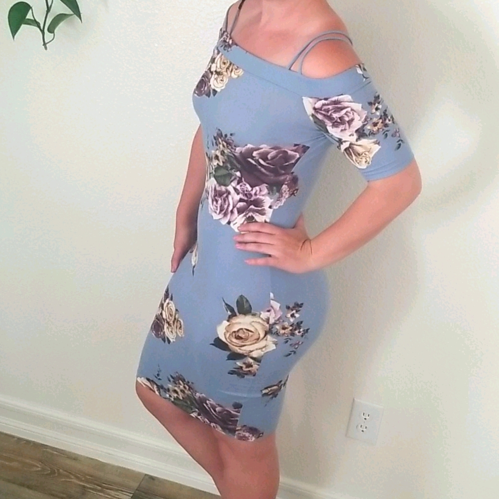 Bodycon blue floral